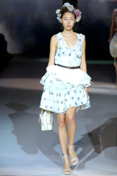 Look 13